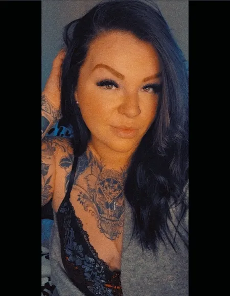 Bluecollar_Babe🤘 profile photo