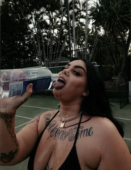 Call me MOMMY ♠️ QOS 😈 profile photo