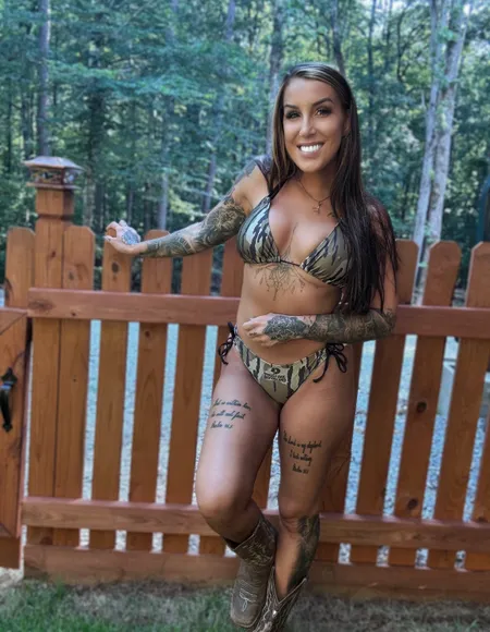 Bottomland Brunette🦌🪶 profile photo