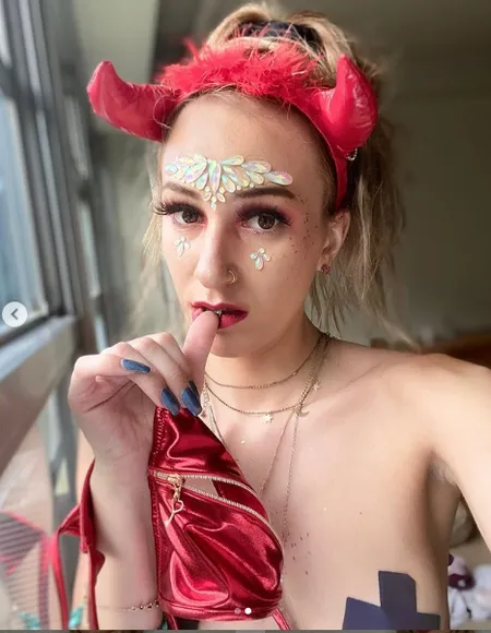 🌬🧞‍♀️Bouji the Goddess ✨🌙 profile photo
