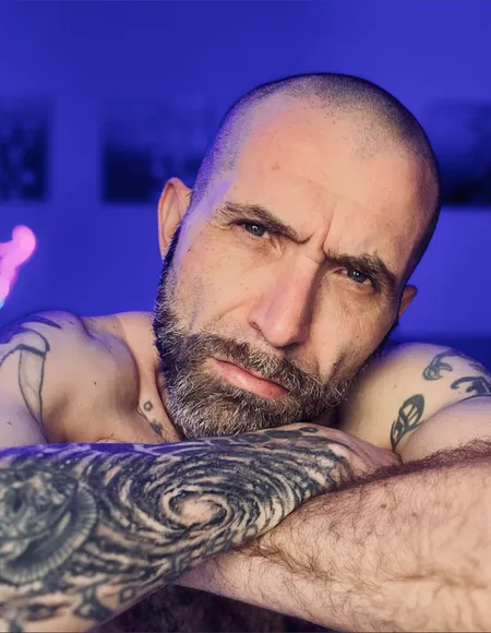 Bradley K Savage profile photo