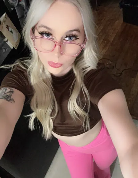 Petite-Barbie profile photo