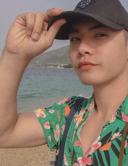 FREE \\ Harry The Asian Vers \\ top 12% profile photo
