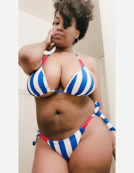 Goddess Nikki Lapnez profile photo