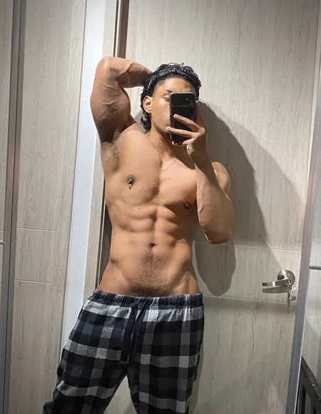 bruce roldan profile photo
