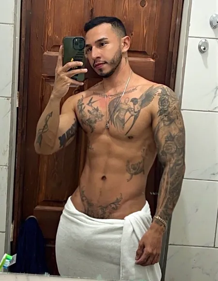 Carlos Bustamante profile photo