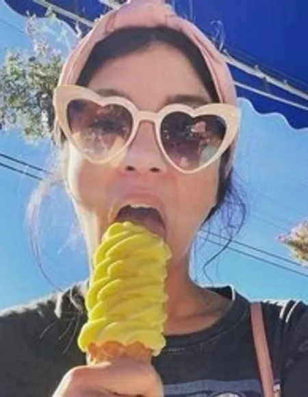 someone’s mom profile photo