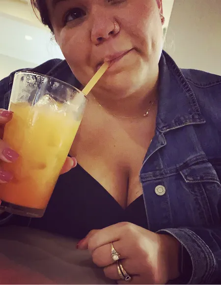 Busty Bee profile photo