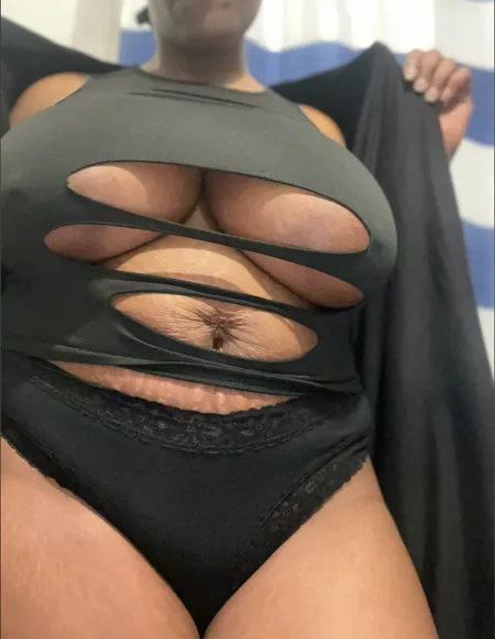 Busty Ebony profile photo