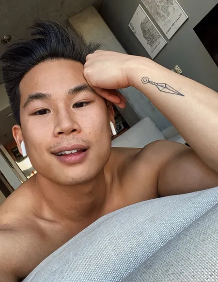 CagedBoyMax profile photo