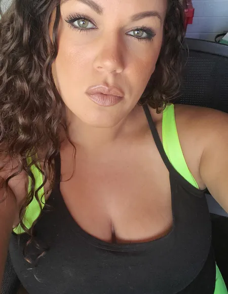 CaliGreenU2much profile photo