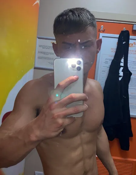 @camer0ndade141 profile photo
