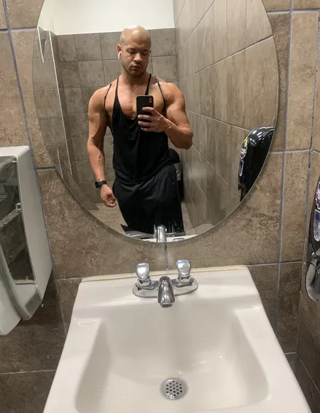 Caramel Swole profile photo