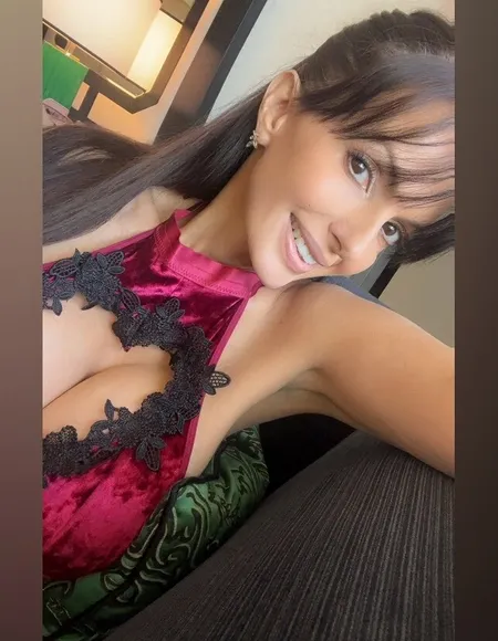 Catalina Cruz - Official profile photo