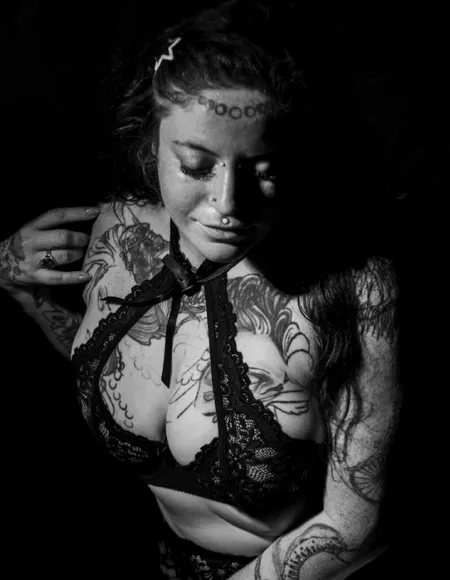 Celeste Teal profile photo