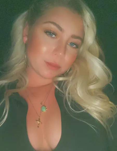Fe profile photo