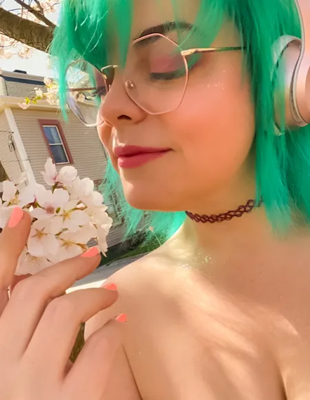 Emily Kristine profile photo