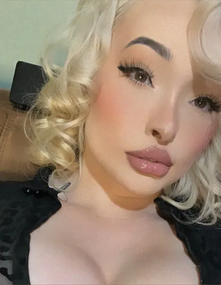 CherryBarbie profile photo