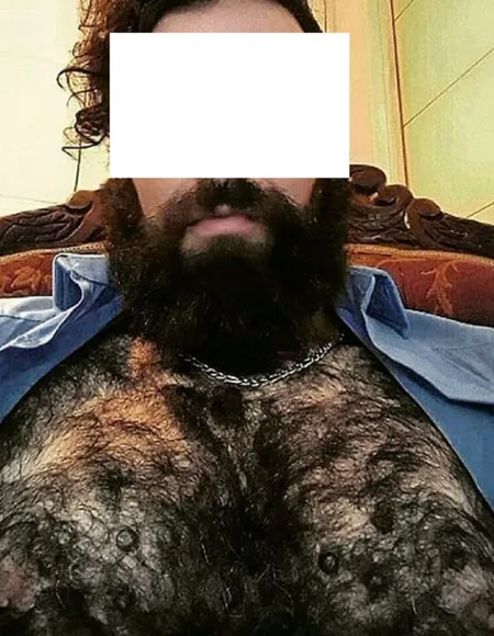 Latino peludo profile photo