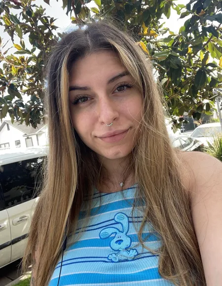 Chloe Kreams NO PPV HAIRY PUSSY SEXTAPES profile photo
