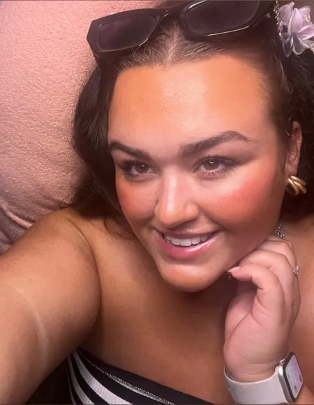 Chloe u know what to do ๐
profile photo