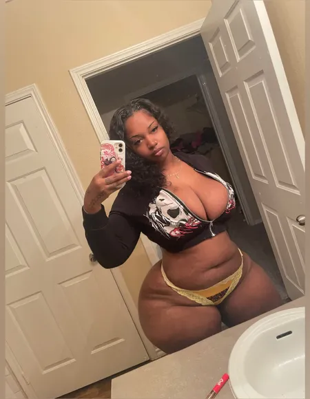 Ashley K. profile photo