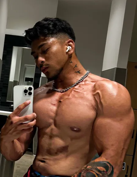 ChrisKcreams profile photo
