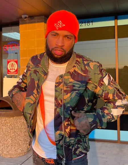 Chris sails profile photo