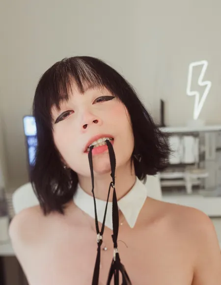 Cinder Sparks profile photo