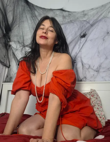 Classic Lady profile photo