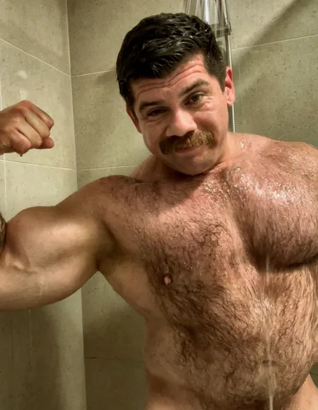 Colt Muscle Bear profile photo
