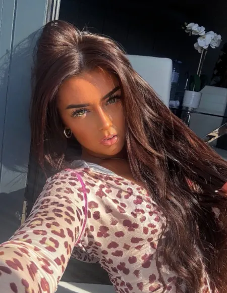 Cora | 4'9 profile photo