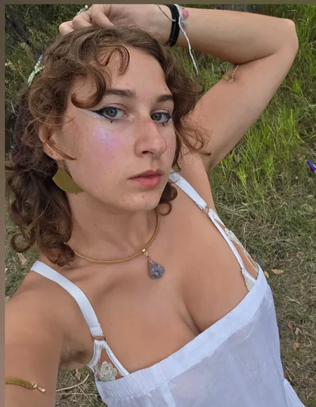 Cosmic Fae 💖🧿✨ profile photo