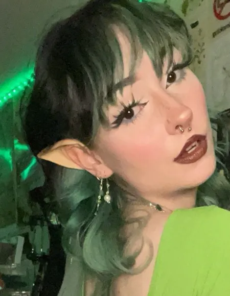 c a i t l i n profile photo