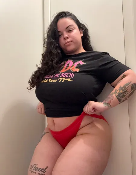 Cubanaredd profile photo