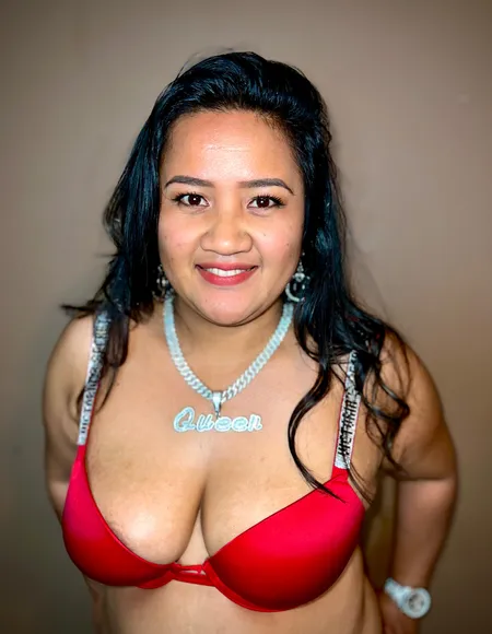 Cuckoldress Izzy profile photo