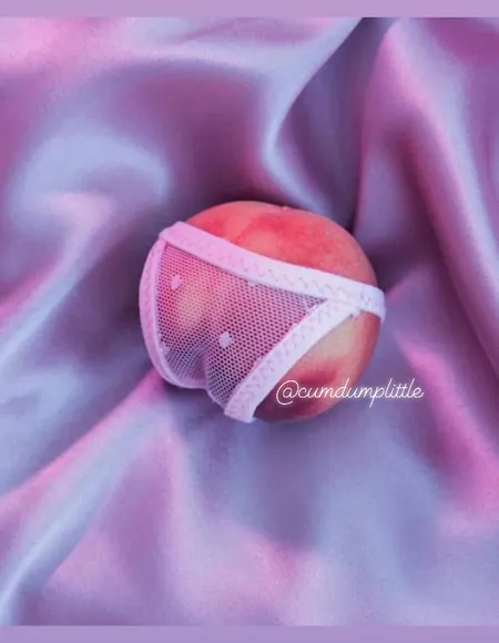 Little Asian Cumdump 🍆💗 profile photo