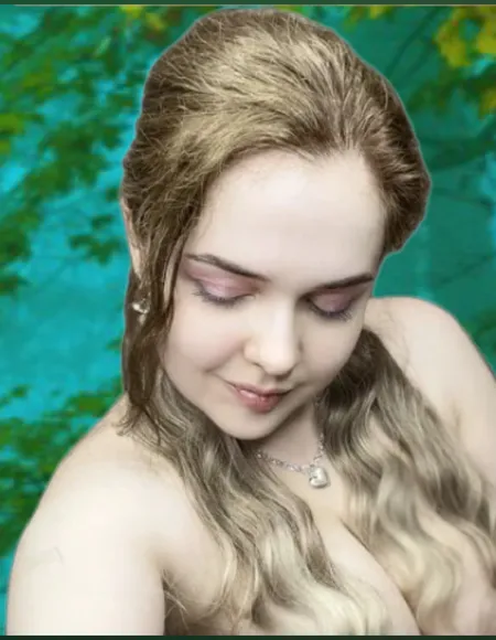 Green Witch 💚 profile photo