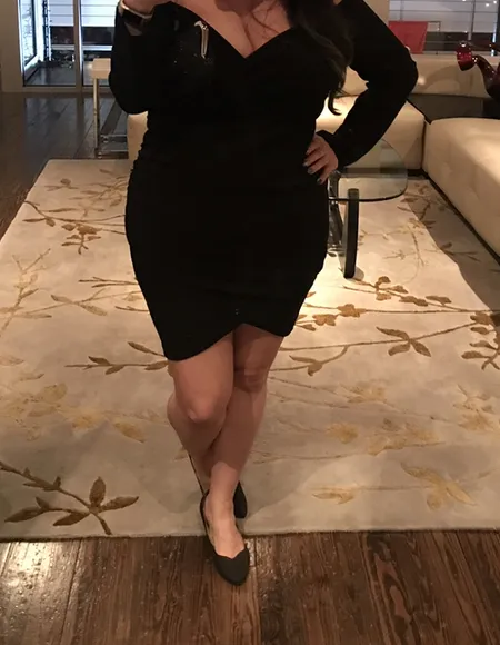 Curvy profile photo