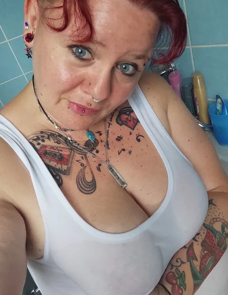 Isi profile photo