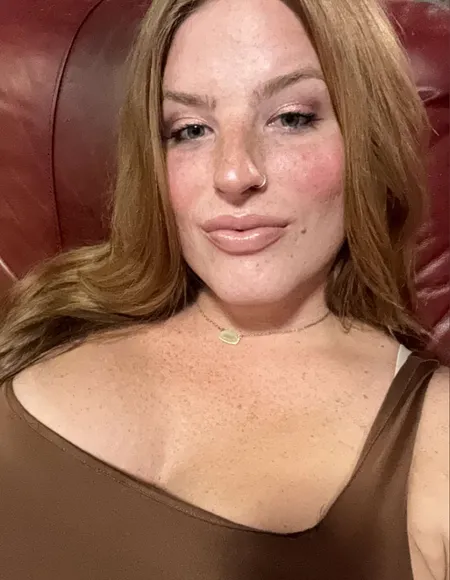 Curvy_Dee profile photo