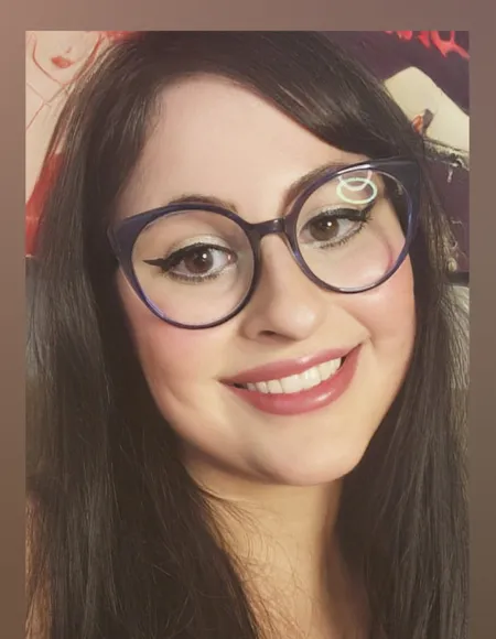 Curvy Geek profile photo