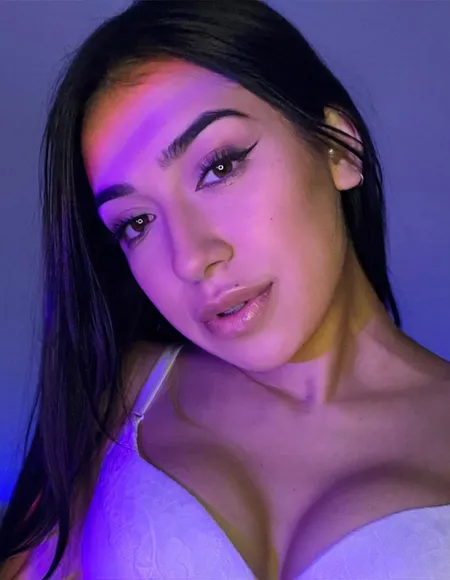 Lola🌺 profile photo