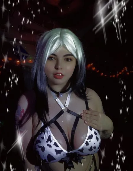 Cosplay kitten profile photo
