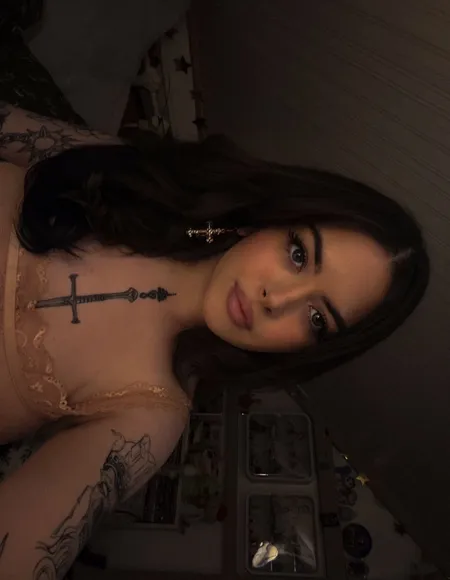 โ๏ธ profile photo