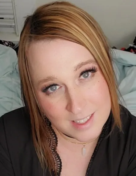 Daisy Damara profile photo