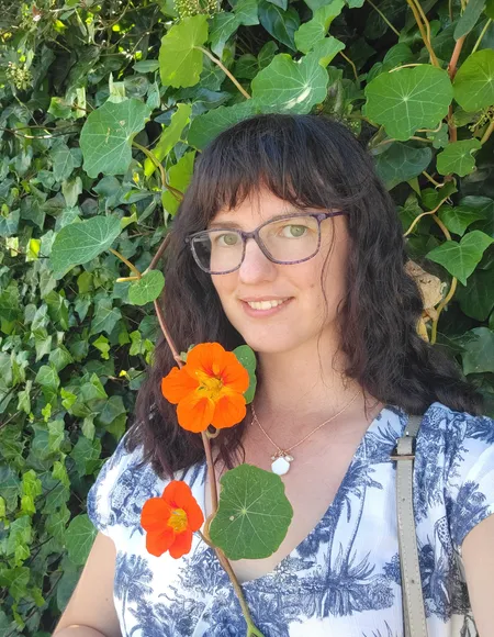 Lindsay Lou profile photo