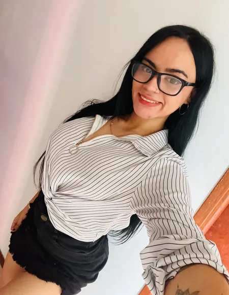 Aphril Davis profile photo