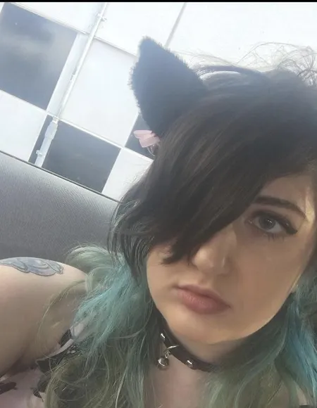 Deathly dolly profile photo