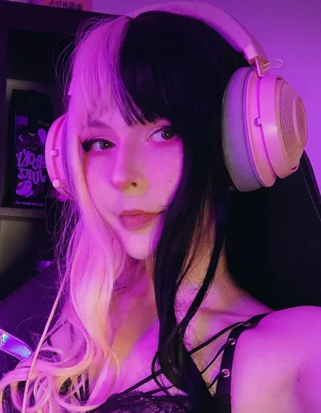 Dejiko profile photo